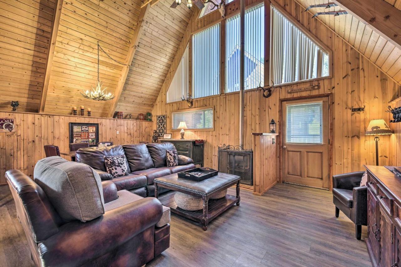 Ski-Inandski-Out Red River Cabin With Mtn Views! Экстерьер фото
