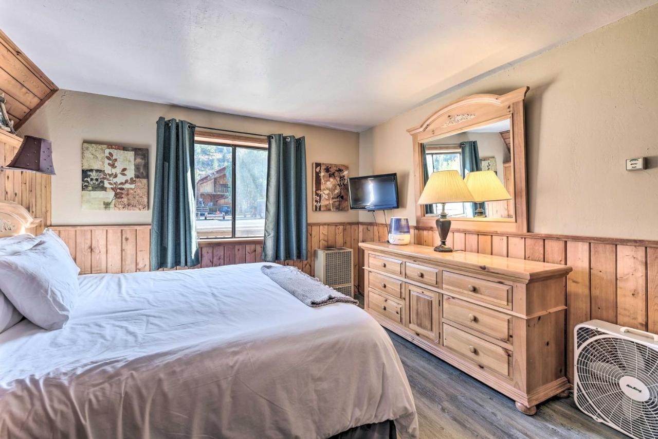 Ski-Inandski-Out Red River Cabin With Mtn Views! Экстерьер фото