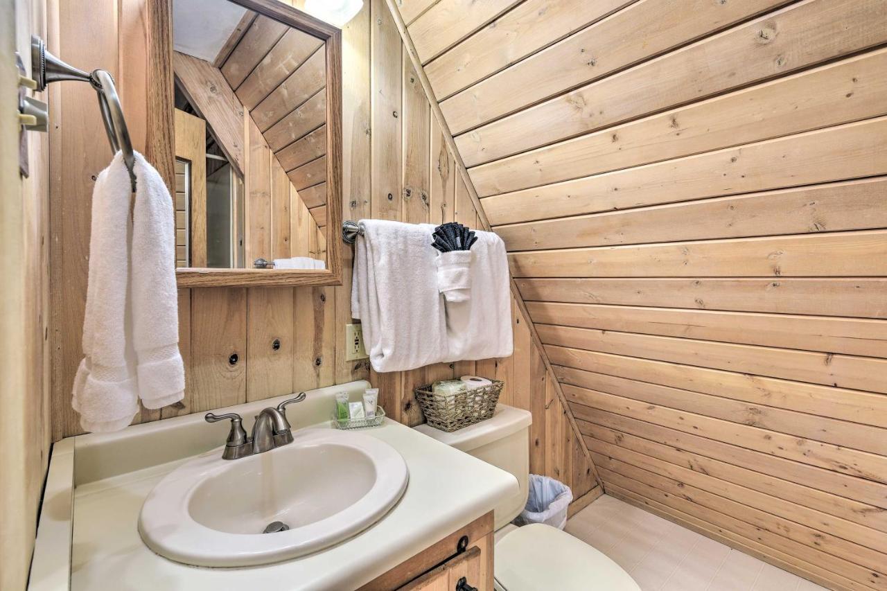 Ski-Inandski-Out Red River Cabin With Mtn Views! Экстерьер фото