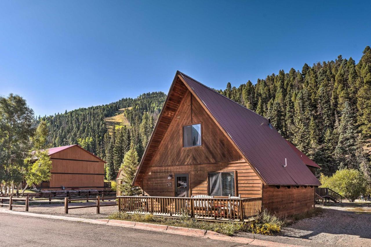 Ski-Inandski-Out Red River Cabin With Mtn Views! Экстерьер фото